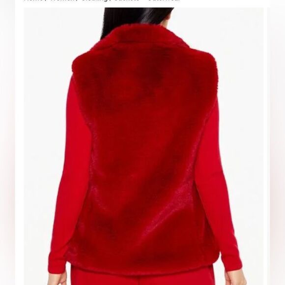 Forever 21 | Notched Faux Fur Vest - Picture 2 of 5